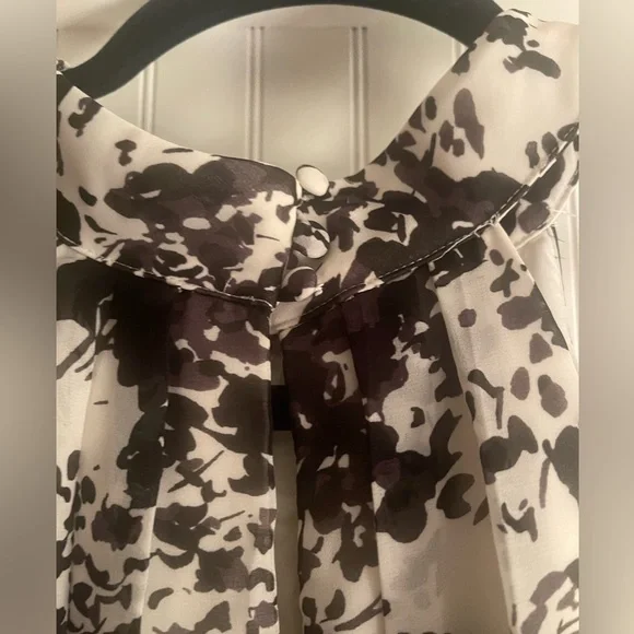 WHBM halter like dress - Picture 7 of 13